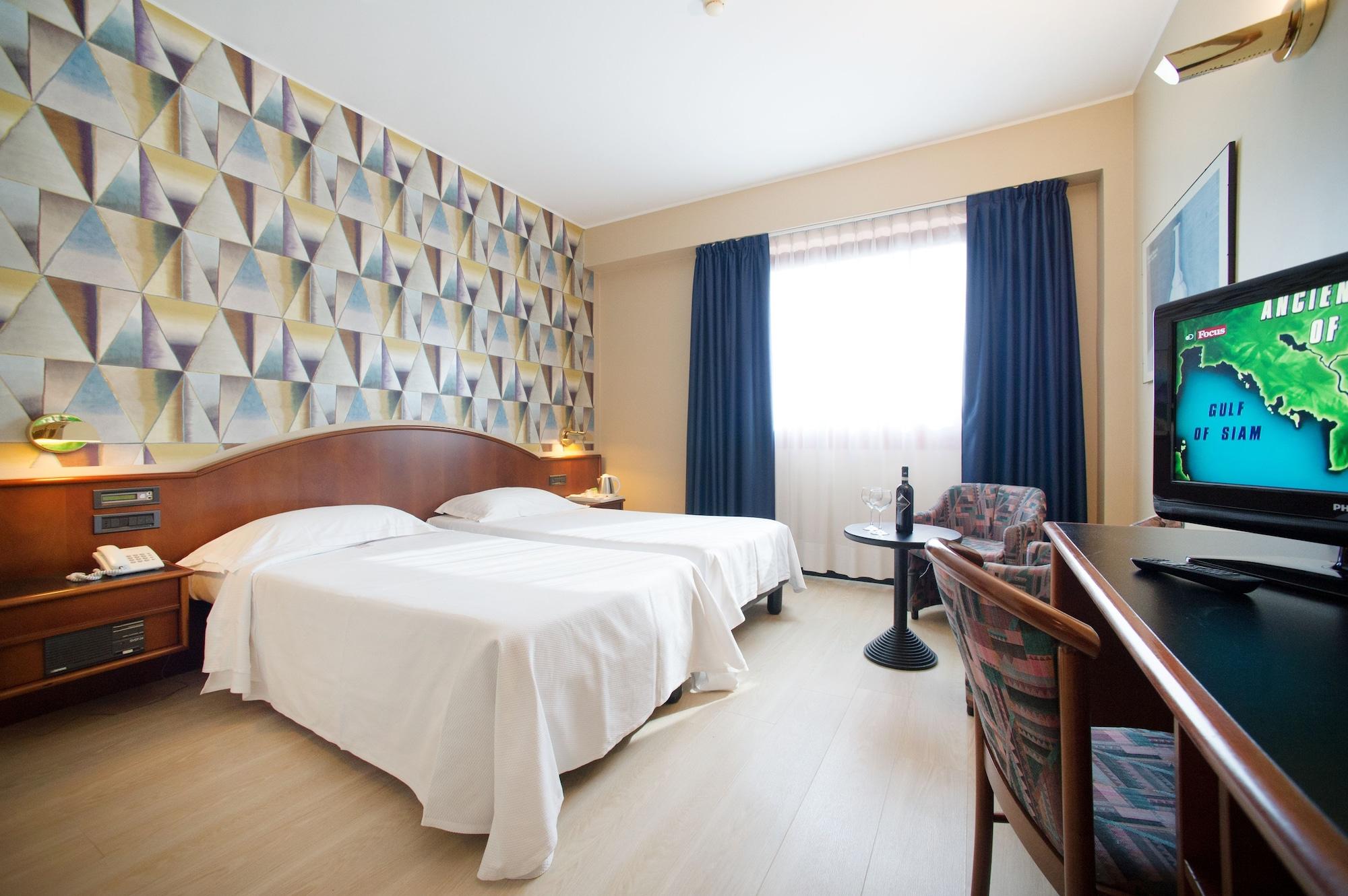 Abacus Hotel Sesto San Giovanni Luaran gambar