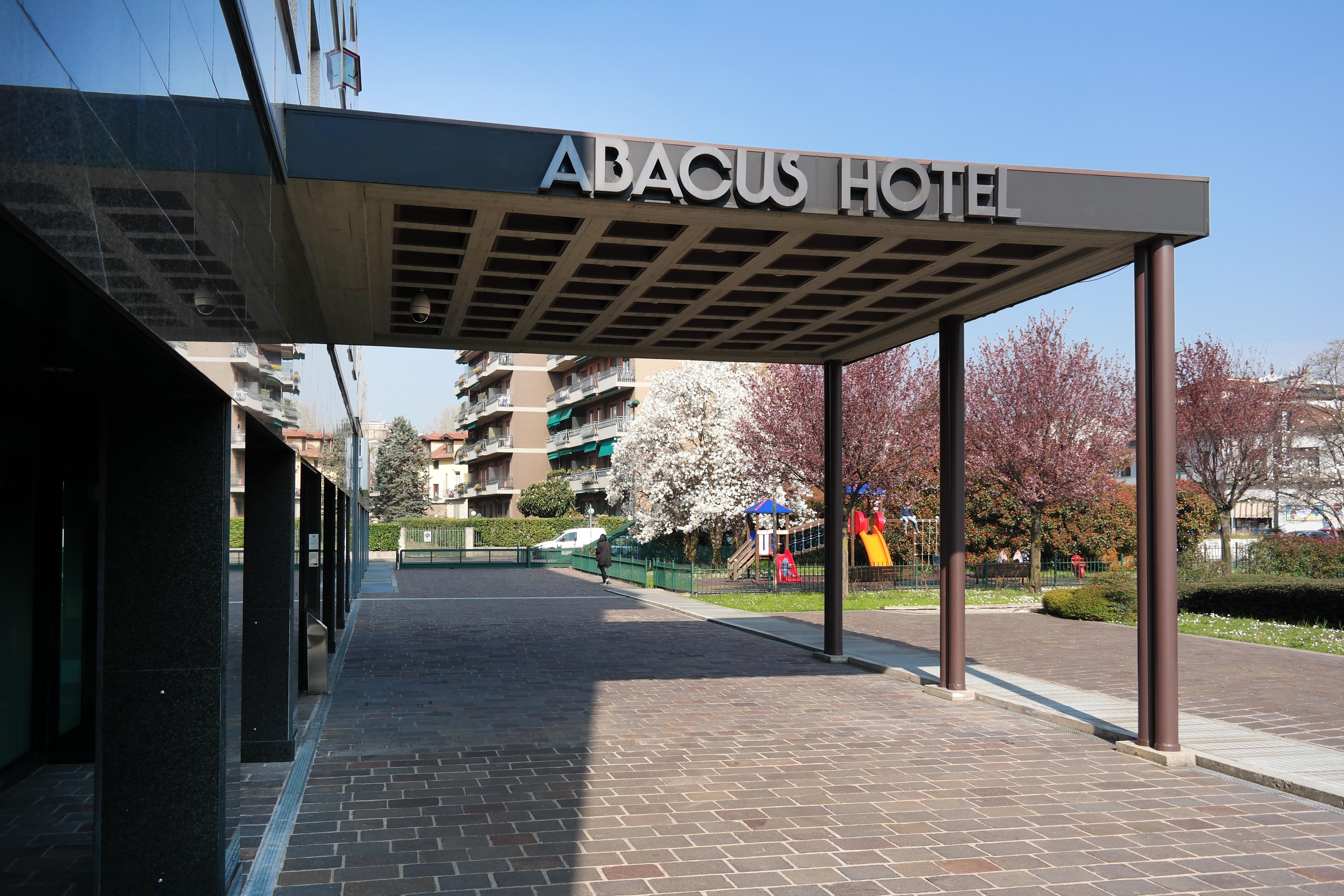 Abacus Hotel Sesto San Giovanni Luaran gambar