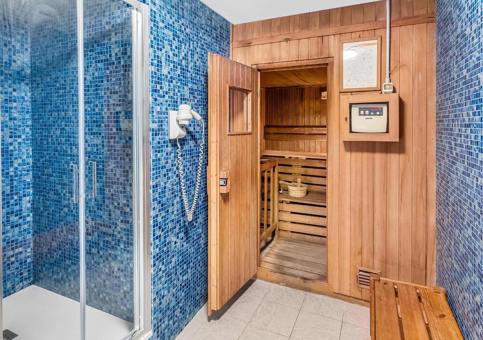 Abacus Hotel Sesto San Giovanni Luaran gambar