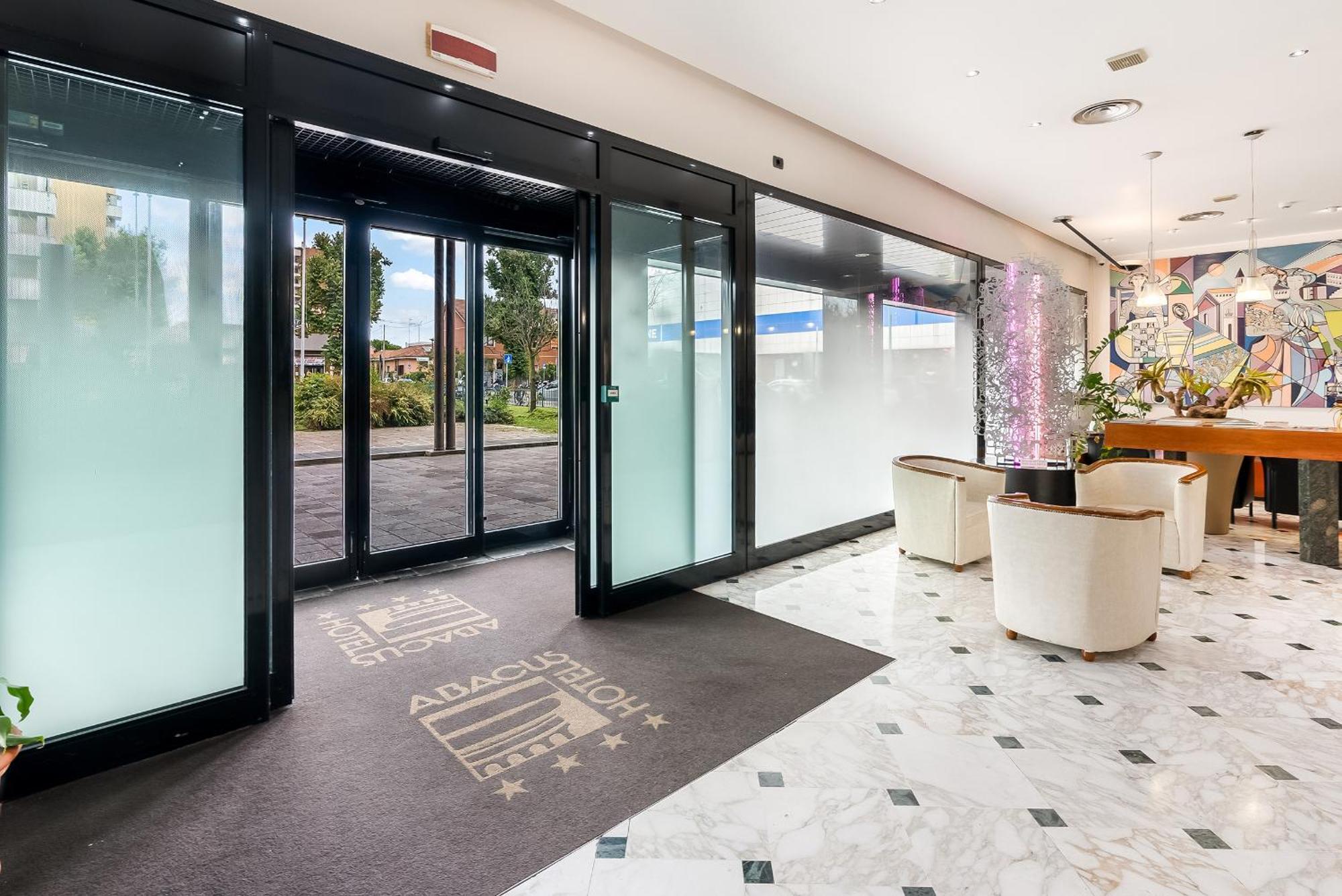 Abacus Hotel Sesto San Giovanni Luaran gambar