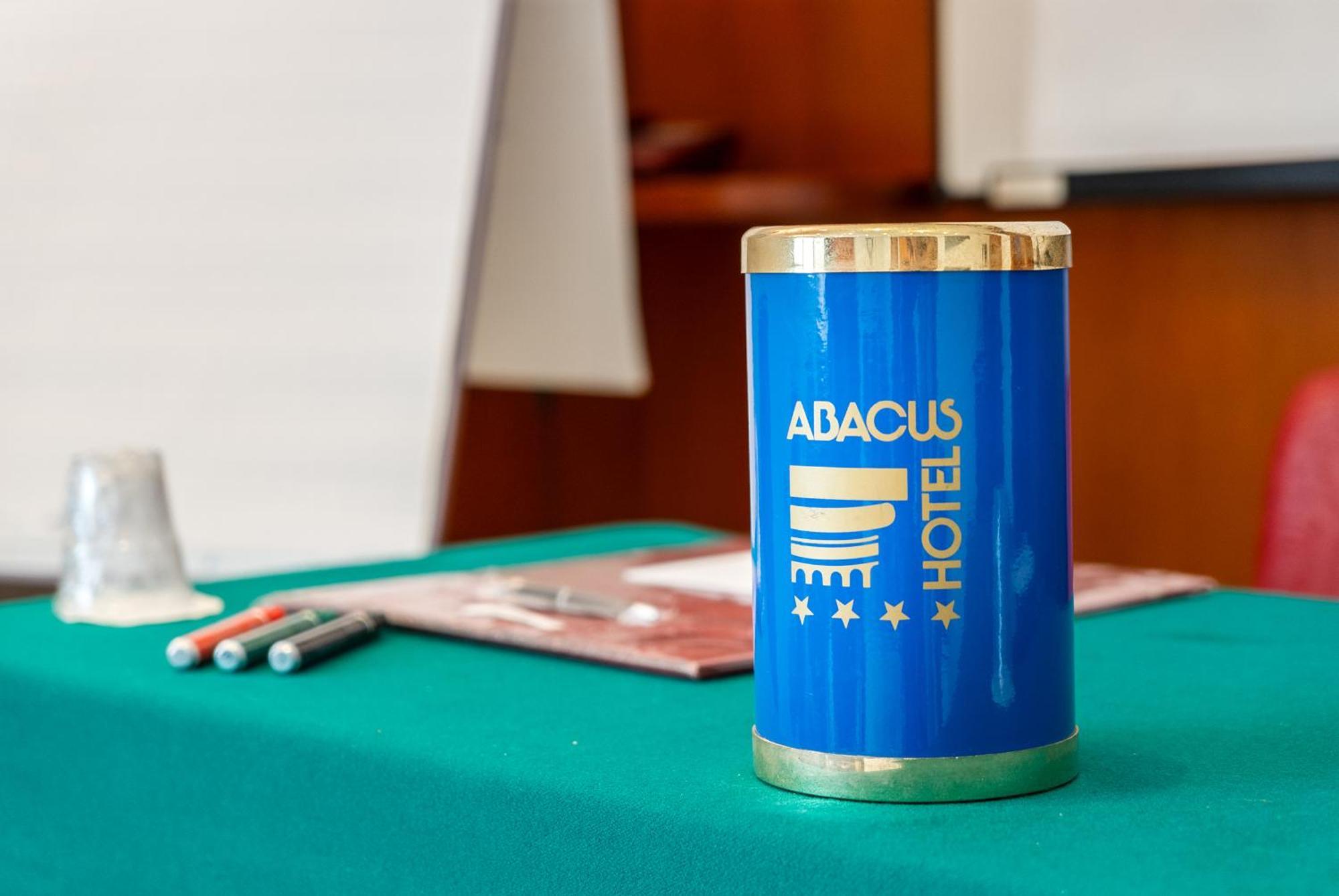 Abacus Hotel Sesto San Giovanni Luaran gambar