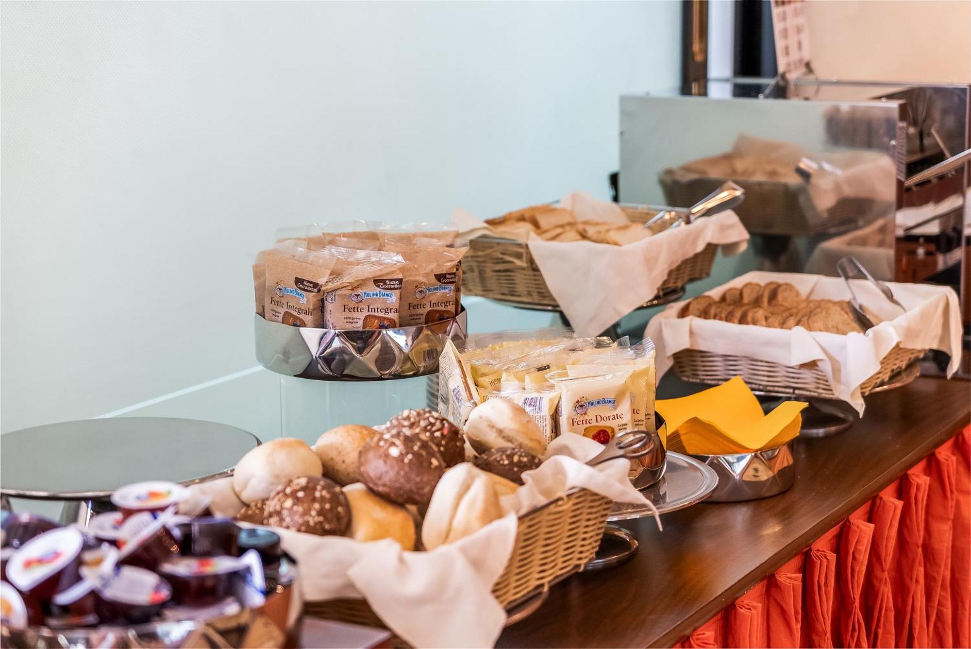 Abacus Hotel Sesto San Giovanni Luaran gambar